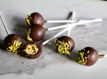 將圖片載入圖庫檢視器 Dubai Chocolate cake pops