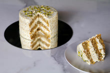 Load image into Gallery viewer, Eggless Pistachio Cake