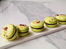 Load image into Gallery viewer, paan diwali macarons hk