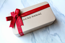 Load image into Gallery viewer, Holiday Cookie Tin