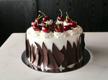 將圖片載入圖庫檢視器 Black forest hong kong