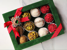 Load image into Gallery viewer, Christmas Truffles Gift Box in Hong Kong
