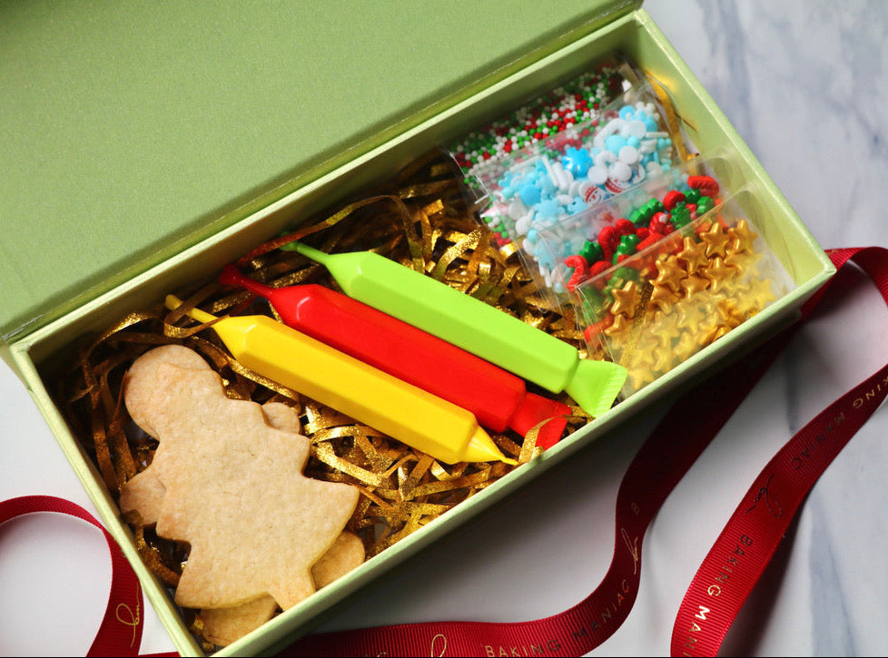 DIY Christmas Cookie Decorating Kit