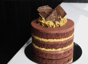 Dubai Chocolate Naked cake