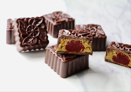 dubai chocolate mooncake