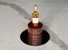 Load image into Gallery viewer, whiskey cake