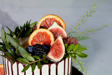 Load image into Gallery viewer, Rustic Fig &amp; Berries