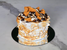 Load image into Gallery viewer, S&#39;mores cake 