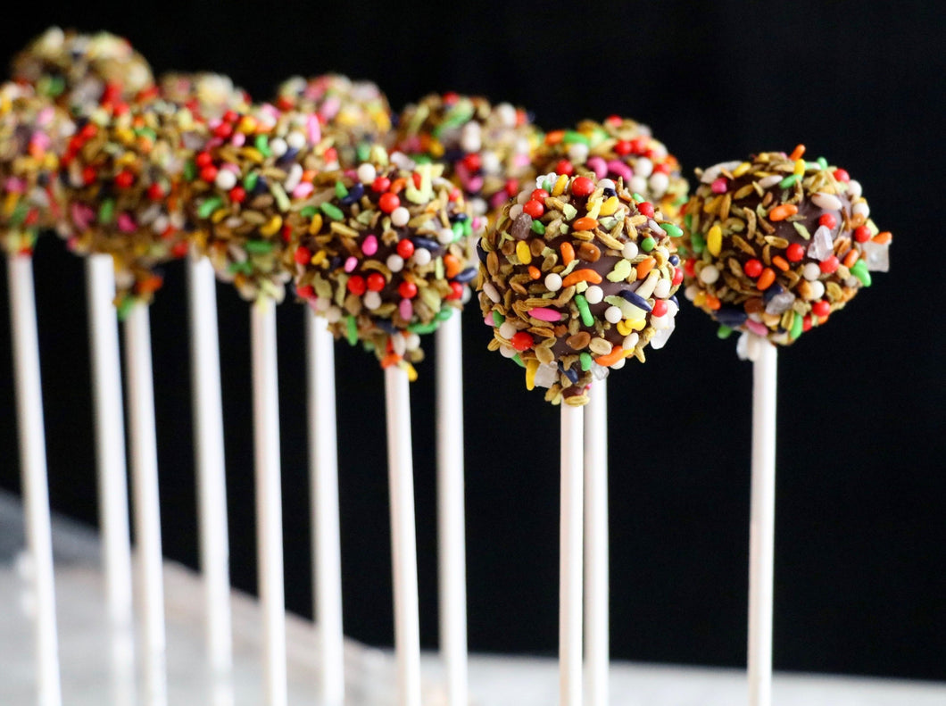 Eggless Paan Cake Pops