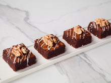 Load image into Gallery viewer, Chocolate Brownies