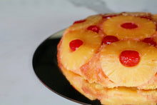 Load image into Gallery viewer, pineapple upside down cake