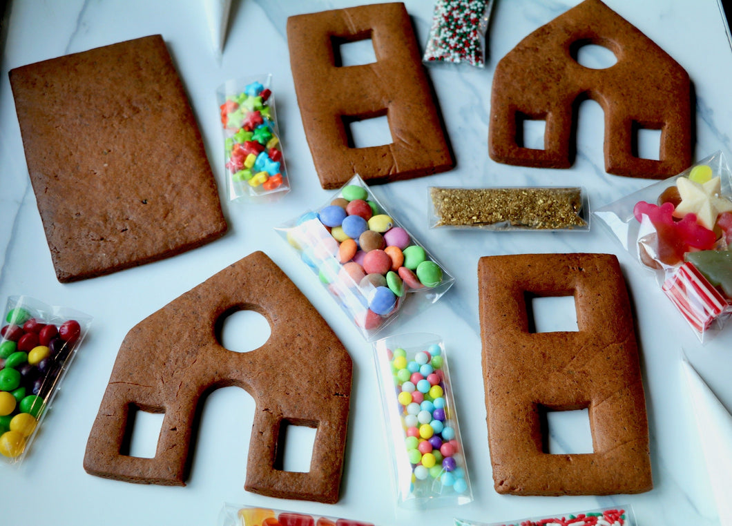 Gingerbread House Decorating Kit