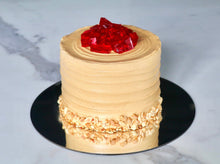 Load image into Gallery viewer, peanut butter n jelly cake hk